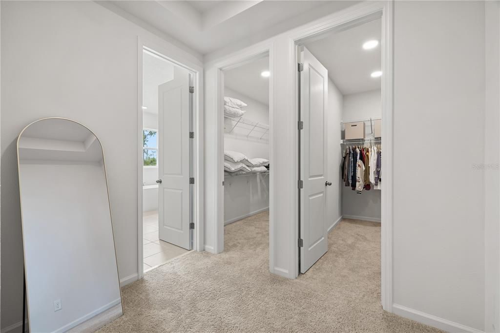 For Sale: $1,790,000 (5 beds, 5 baths, 4977 Square Feet)