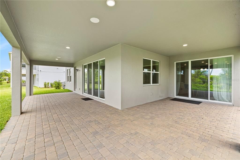 For Sale: $1,790,000 (5 beds, 5 baths, 4977 Square Feet)