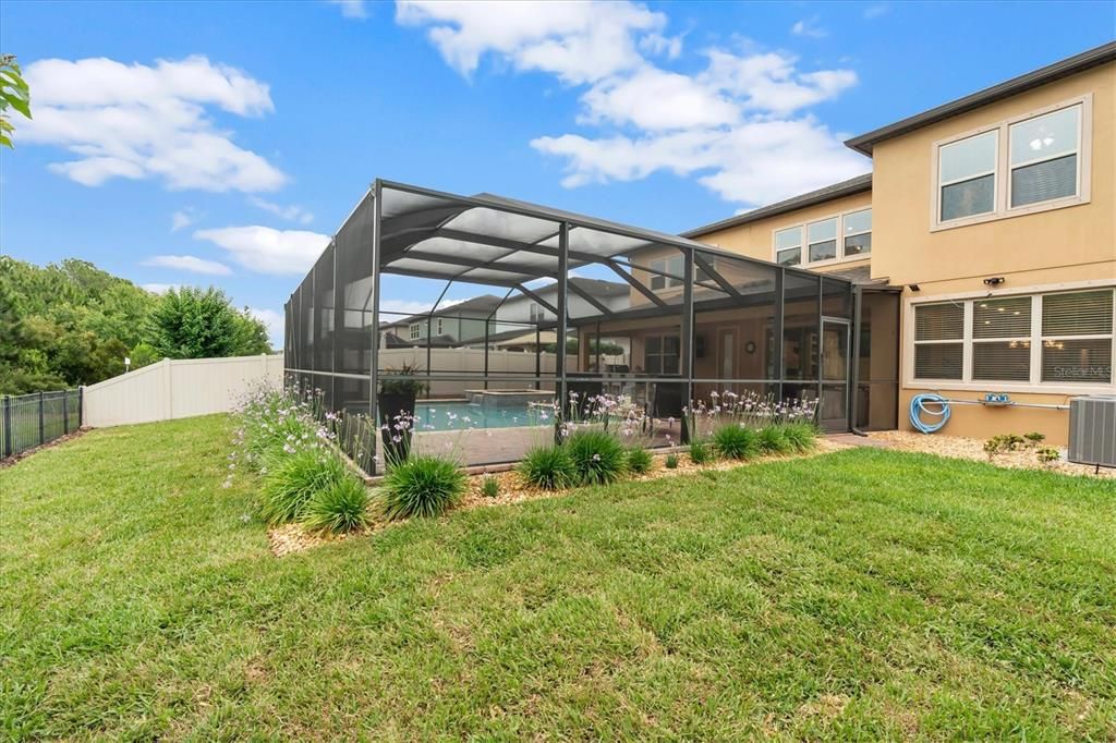 En Venta: $1,279,900 (4 camas, 4 baños, 4526 Pies cuadrados)