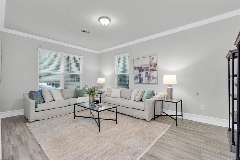 En Venta: $1,279,900 (4 camas, 4 baños, 4526 Pies cuadrados)