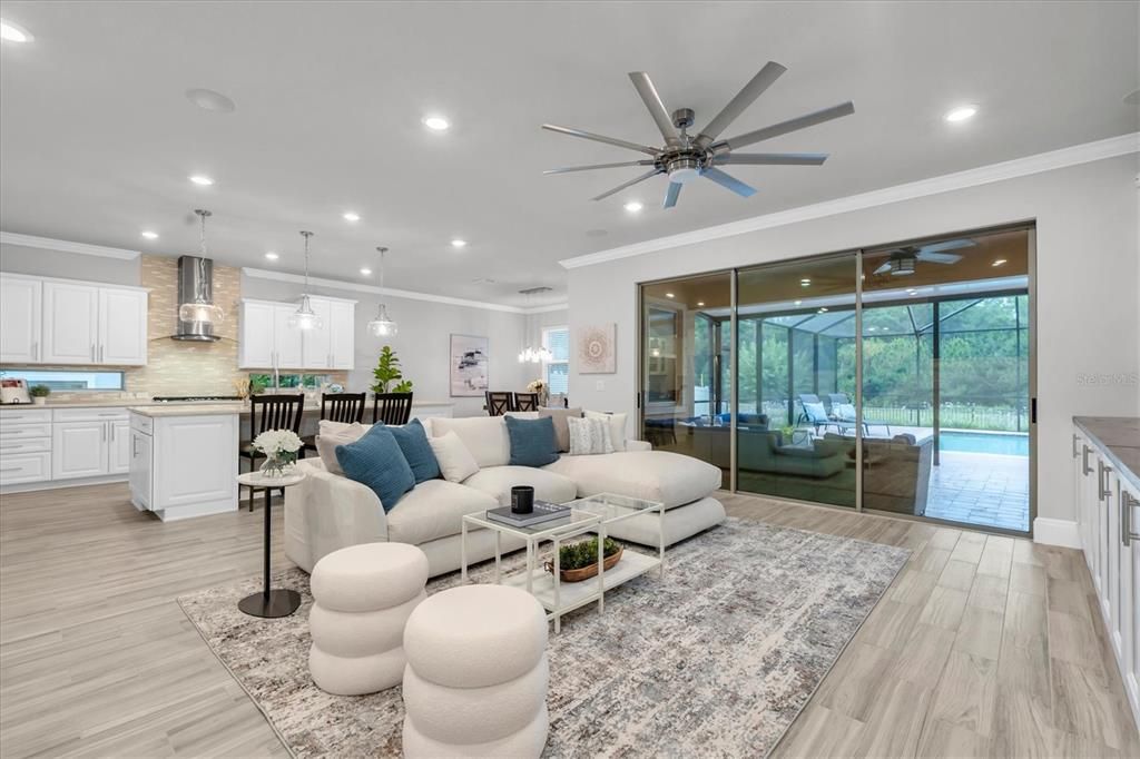 En Venta: $1,279,900 (4 camas, 4 baños, 4526 Pies cuadrados)