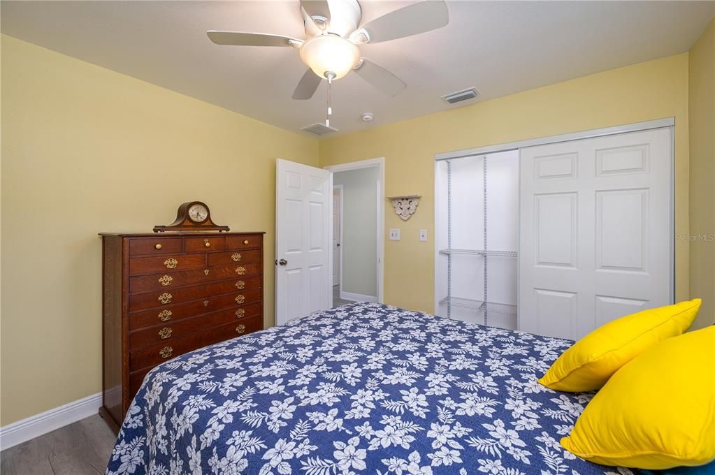 For Sale: $439,900 (2 beds, 2 baths, 1400 Square Feet)