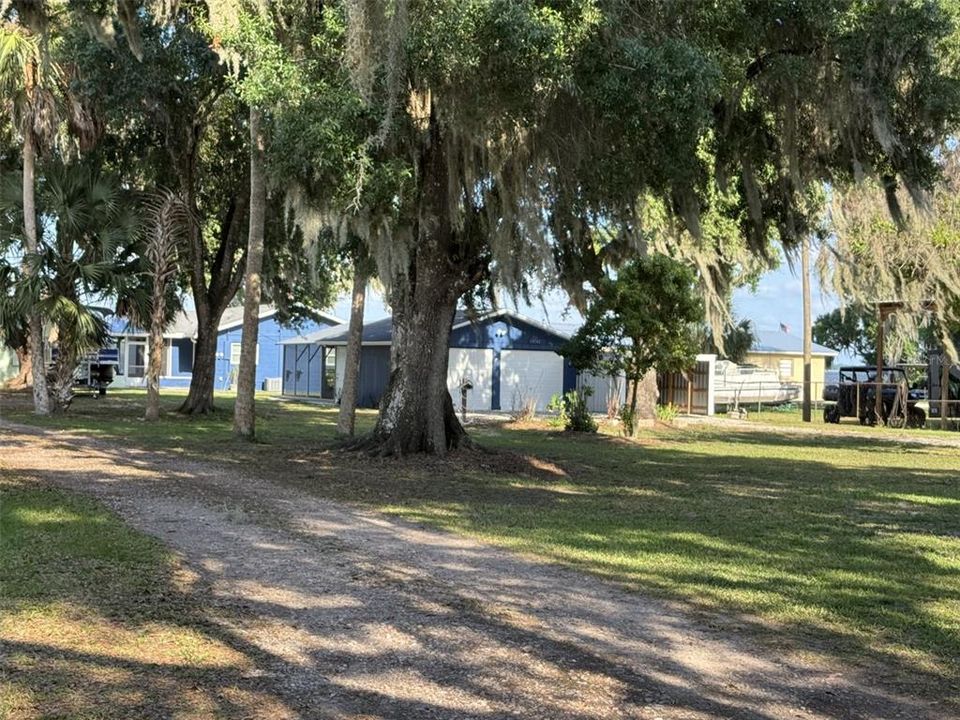 For Sale: $439,900 (2 beds, 2 baths, 1400 Square Feet)
