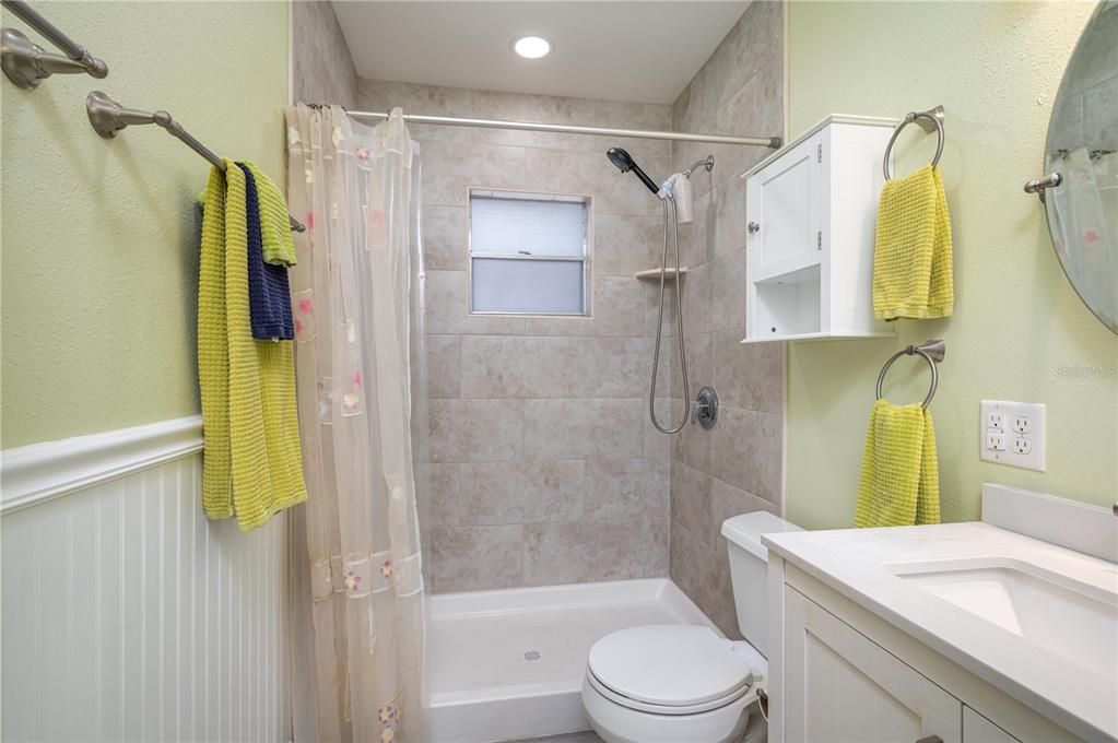 For Sale: $439,900 (2 beds, 2 baths, 1400 Square Feet)