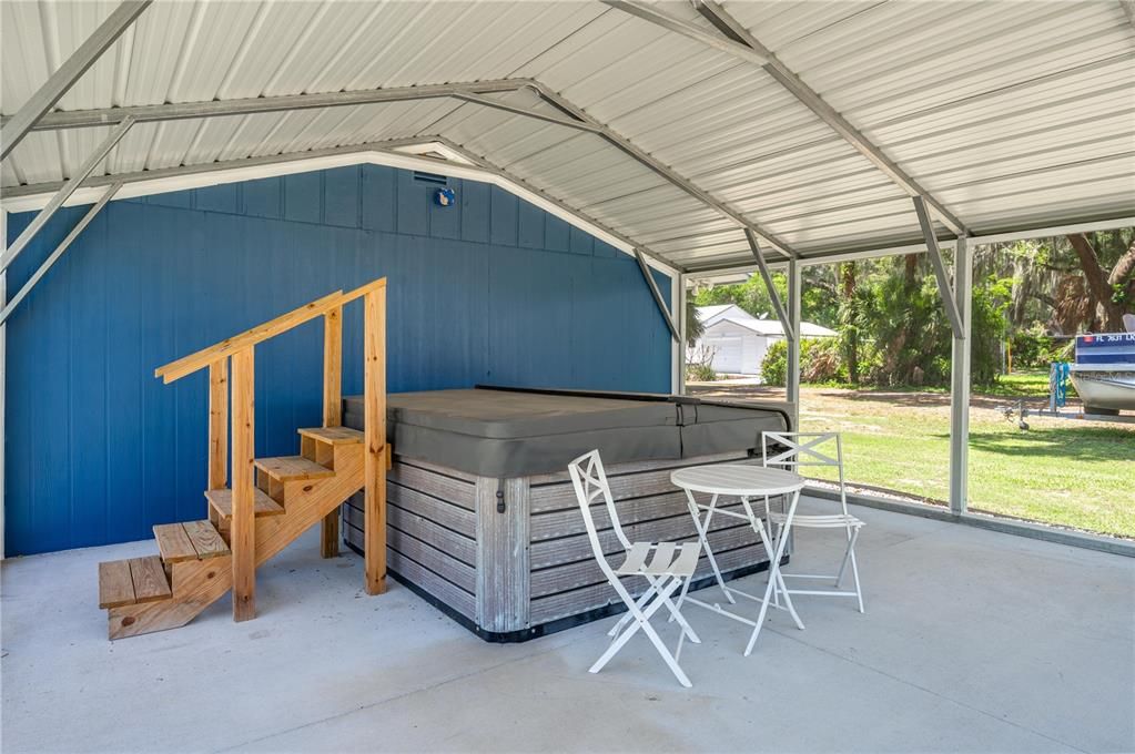 For Sale: $439,900 (2 beds, 2 baths, 1400 Square Feet)