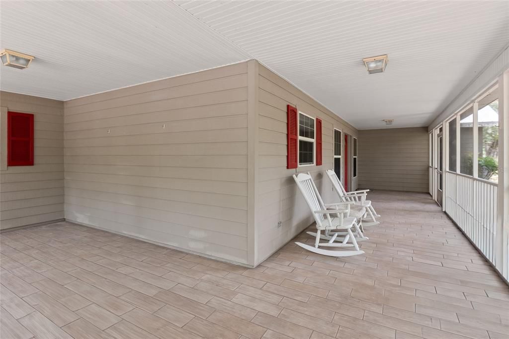 For Sale: $897,500 (3 beds, 2 baths, 1584 Square Feet)