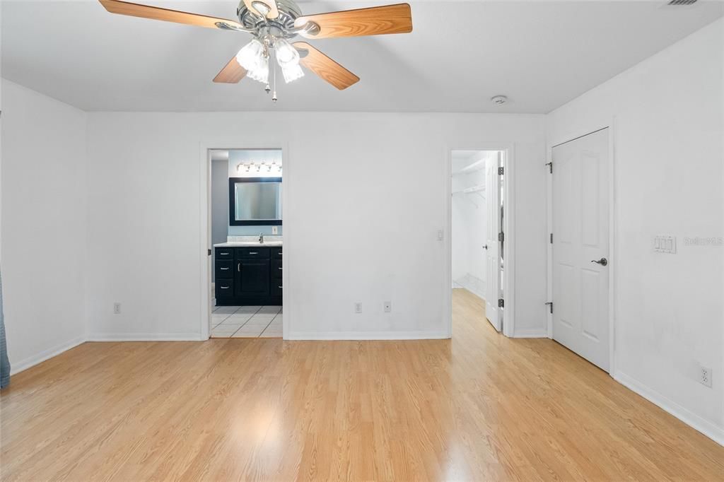 For Sale: $897,500 (3 beds, 2 baths, 1584 Square Feet)