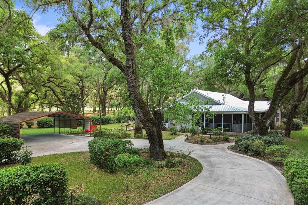 For Sale: $897,500 (3 beds, 2 baths, 1584 Square Feet)