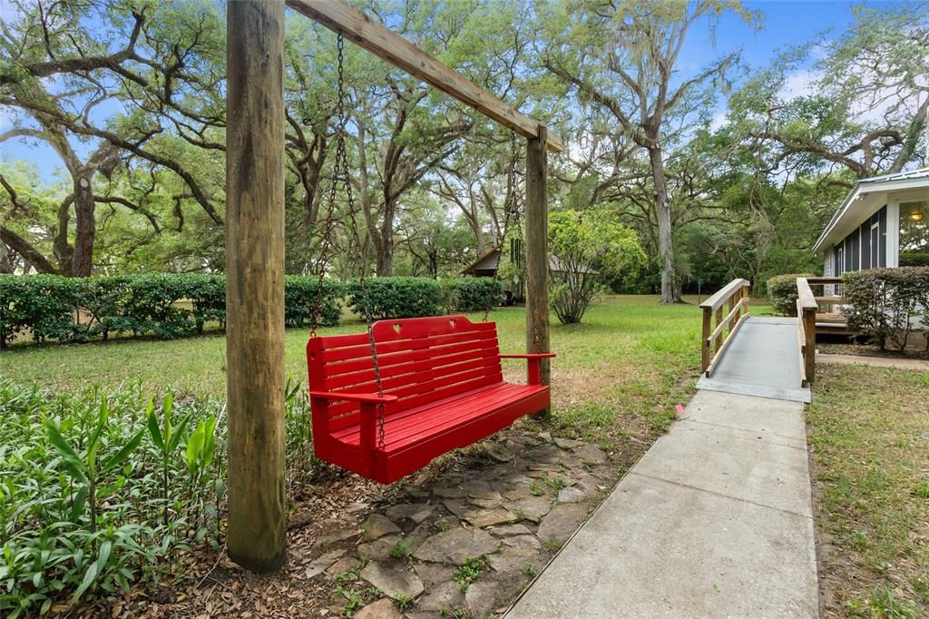 For Sale: $897,500 (3 beds, 2 baths, 1584 Square Feet)