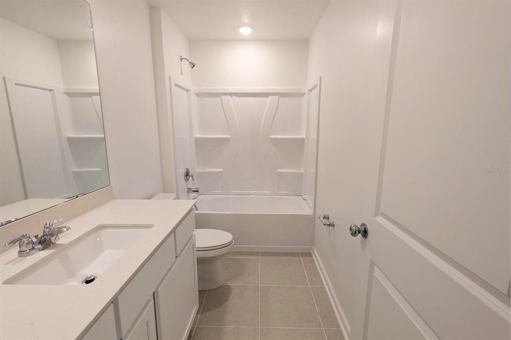 For Rent: $2,100 (4 beds, 2 baths, 1824 Square Feet)
