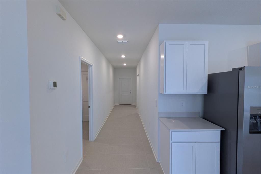 For Rent: $2,100 (4 beds, 2 baths, 1824 Square Feet)