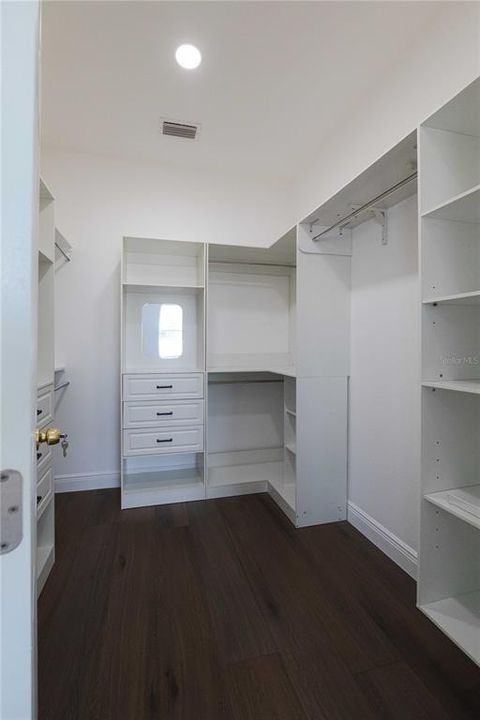 En Venta: $430,000 (3 camas, 2 baños, 1644 Pies cuadrados)