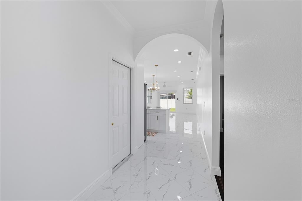 En Venta: $430,000 (3 camas, 2 baños, 1644 Pies cuadrados)