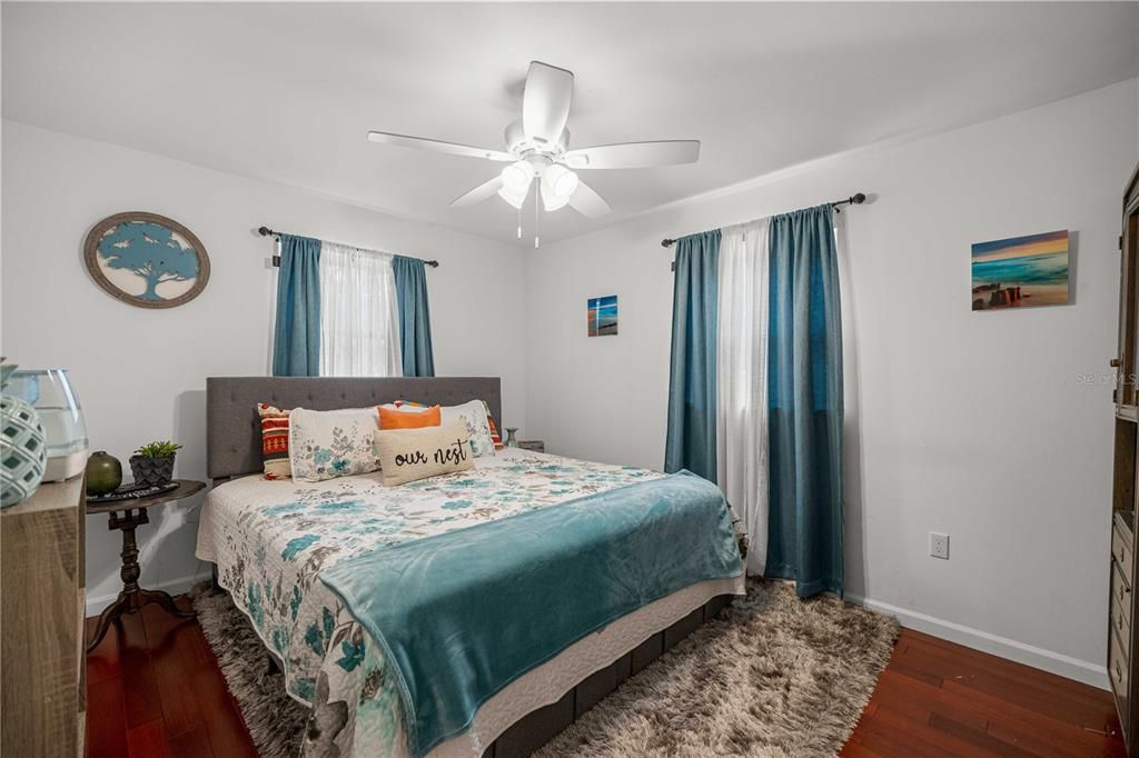 En Venta: $215,000 (2 camas, 1 baños, 1060 Pies cuadrados)
