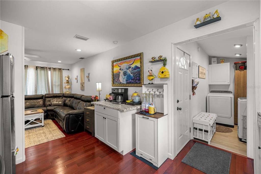 En Venta: $215,000 (2 camas, 1 baños, 1060 Pies cuadrados)