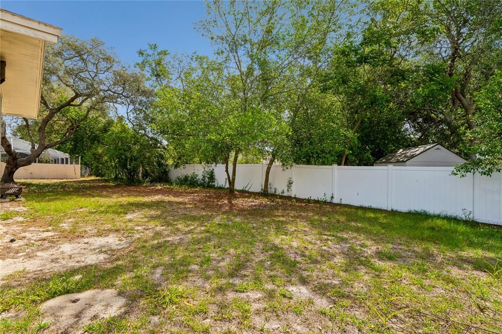Activo con contrato: $299,500 (3 camas, 2 baños, 1594 Pies cuadrados)