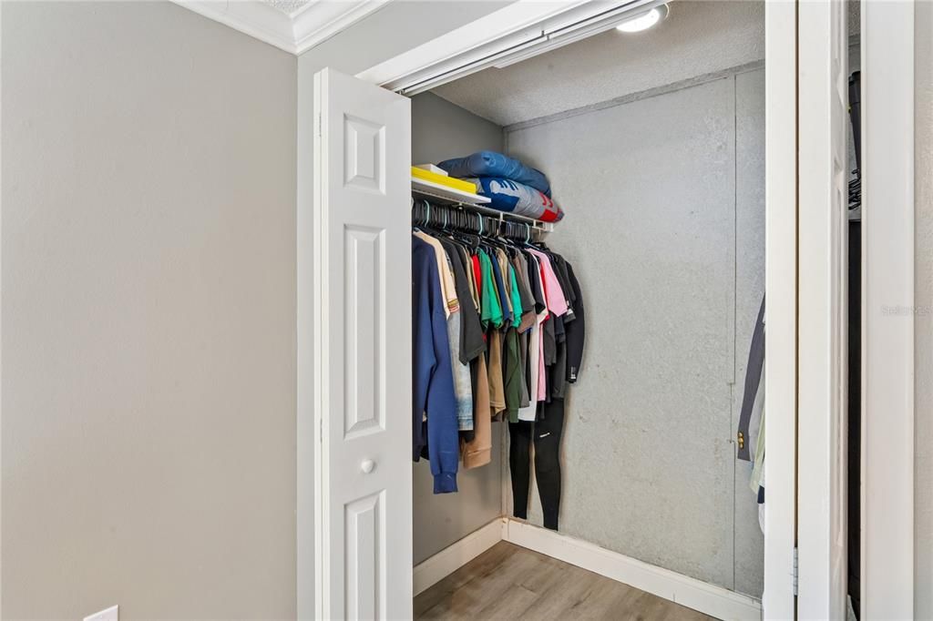 Activo con contrato: $299,500 (3 camas, 2 baños, 1594 Pies cuadrados)