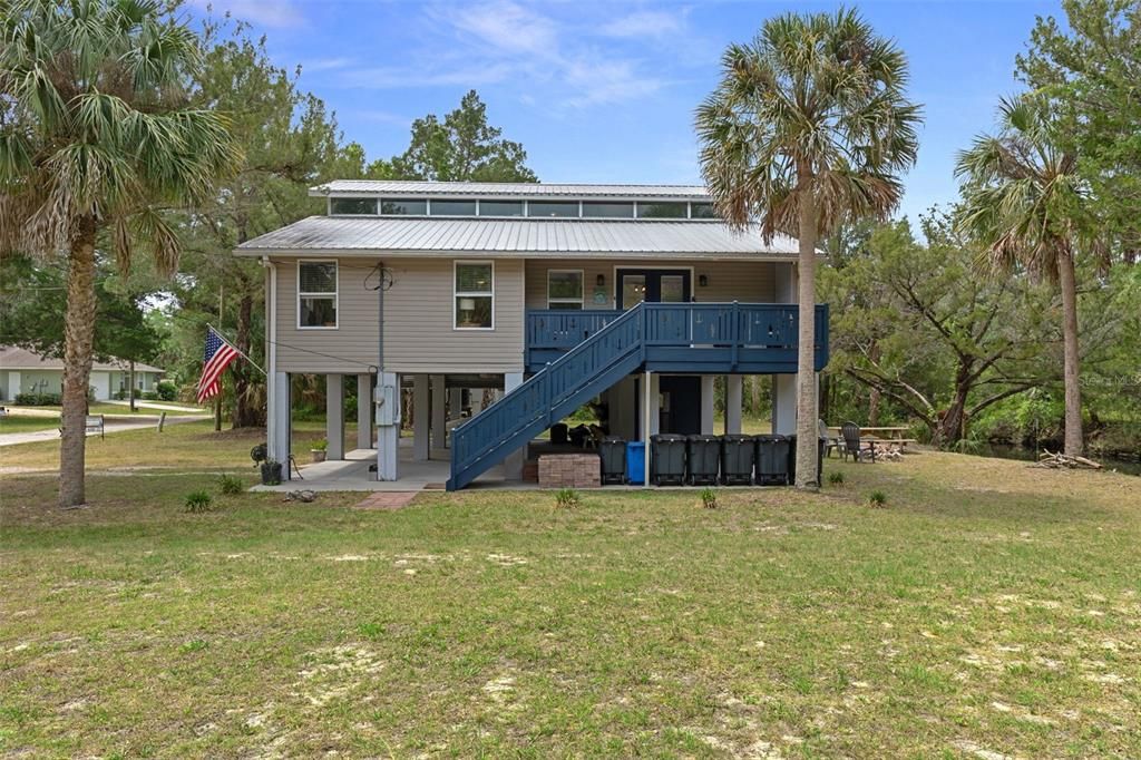 En Venta: $465,000 (3 camas, 2 baños, 1960 Pies cuadrados)