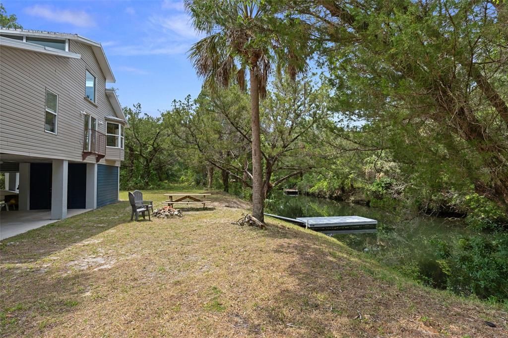 En Venta: $465,000 (3 camas, 2 baños, 1960 Pies cuadrados)