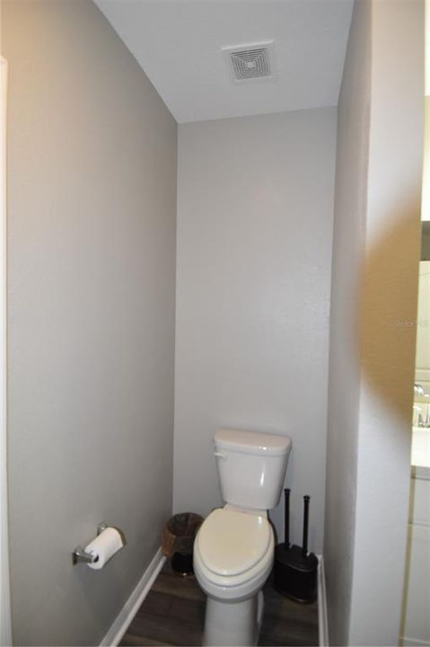 For Sale: $485,000 (3 beds, 2 baths, 1600 Square Feet)