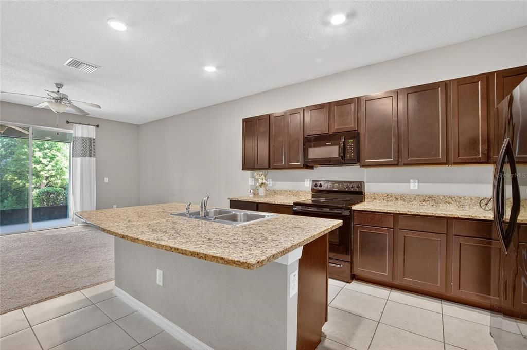 En Venta: $250,000 (3 camas, 2 baños, 1673 Pies cuadrados)