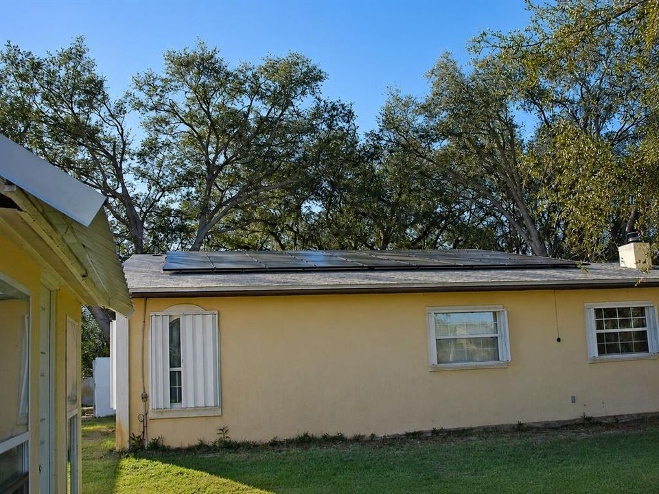 For Sale: $500,000 (4 beds, 2 baths, 2360 Square Feet)