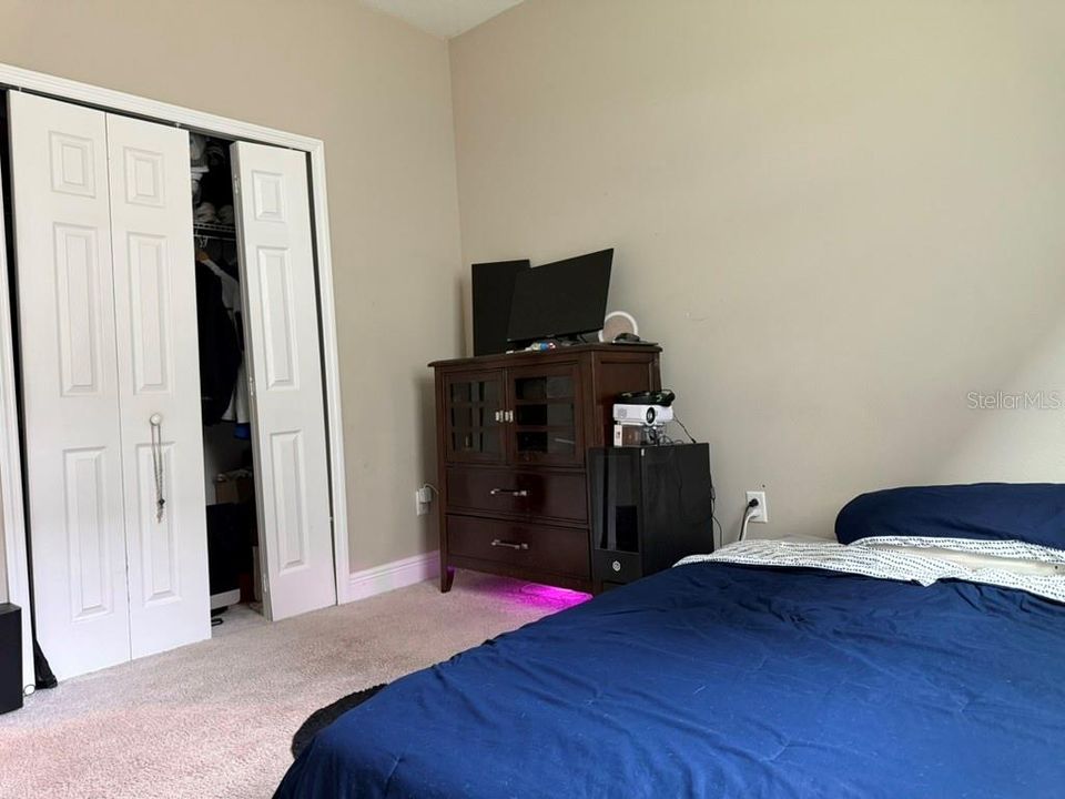 For Sale: $550,000 (4 beds, 3 baths, 2988 Square Feet)