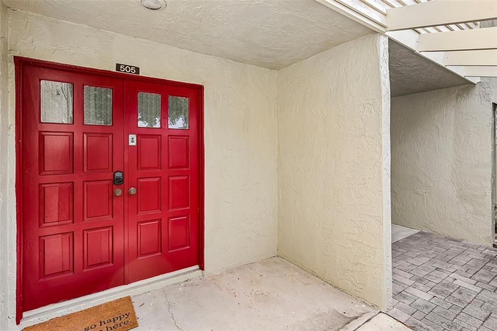 For Sale: $200,000 (2 beds, 2 baths, 980 Square Feet)