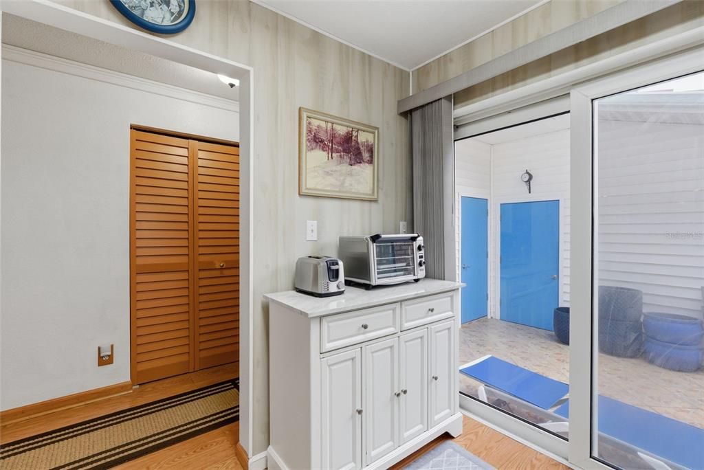 En Venta: $289,000 (2 camas, 2 baños, 1120 Pies cuadrados)