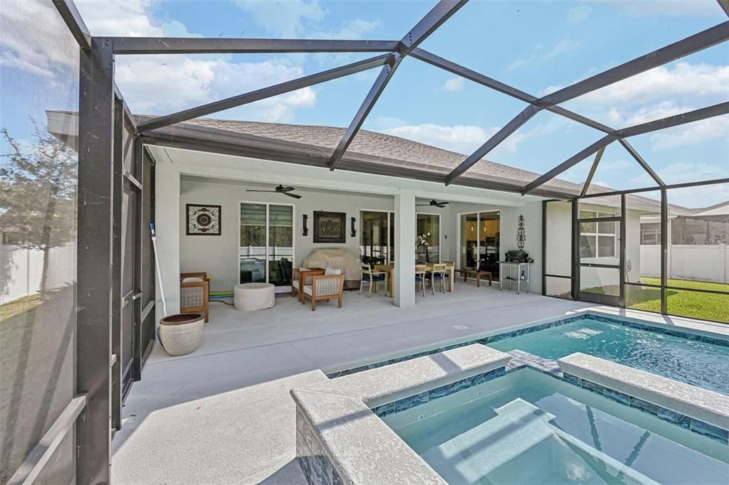For Sale: $699,000 (3 beds, 2 baths, 2158 Square Feet)