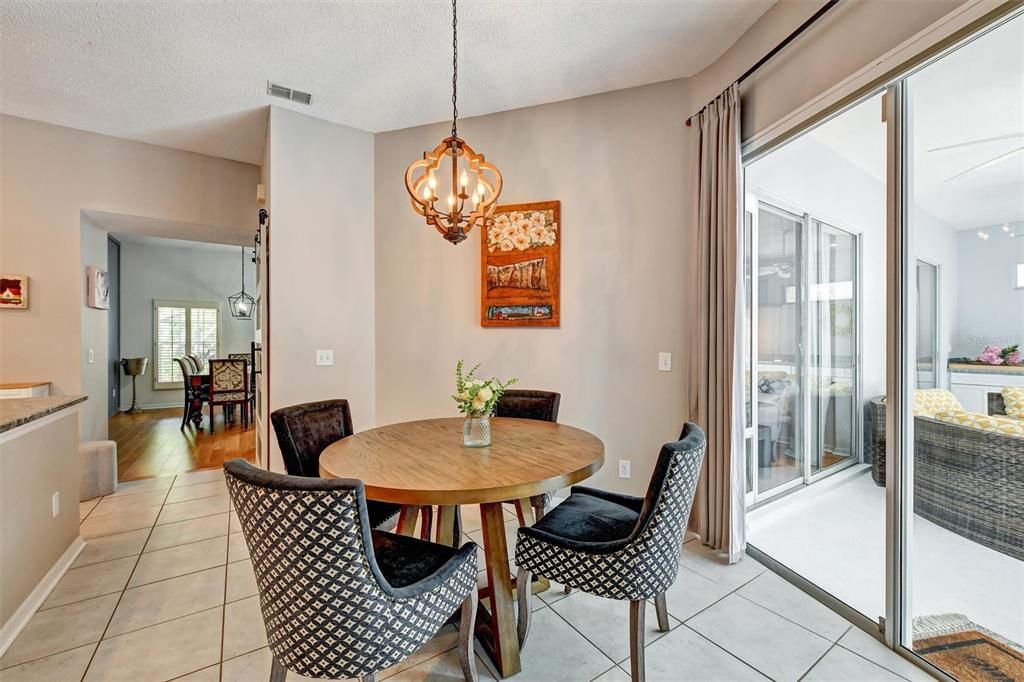 En Venta: $760,000 (4 camas, 3 baños, 2420 Pies cuadrados)
