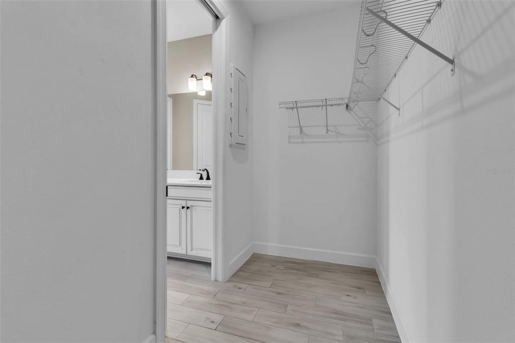 For Rent: $3,500 (2 beds, 2 baths, 1678 Square Feet)