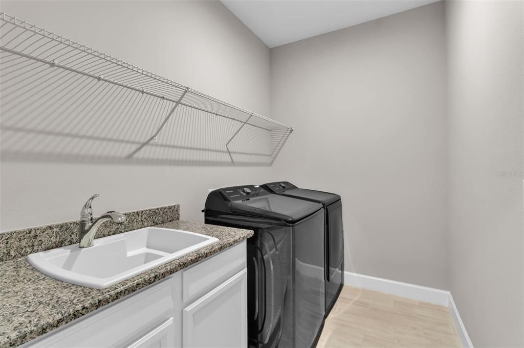 For Rent: $3,500 (2 beds, 2 baths, 1678 Square Feet)