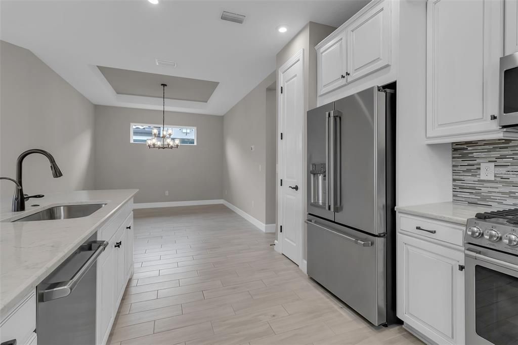 For Rent: $3,500 (2 beds, 2 baths, 1678 Square Feet)