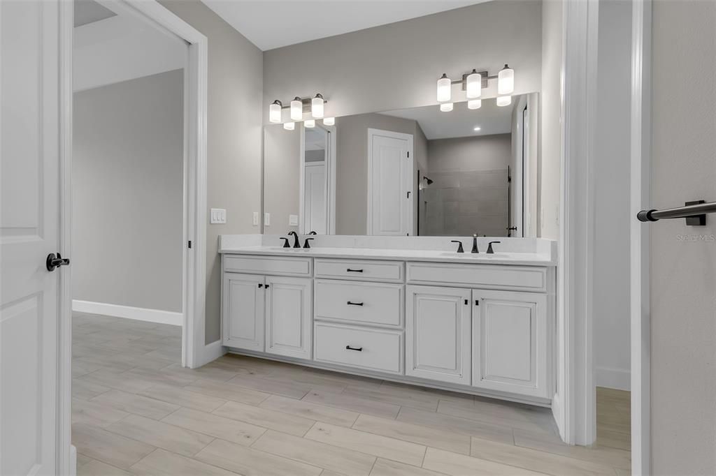 For Rent: $3,500 (2 beds, 2 baths, 1678 Square Feet)