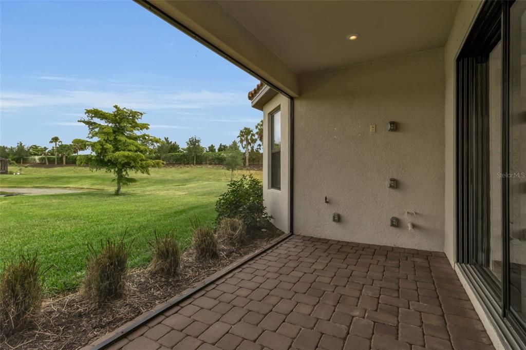For Rent: $3,500 (2 beds, 2 baths, 1678 Square Feet)