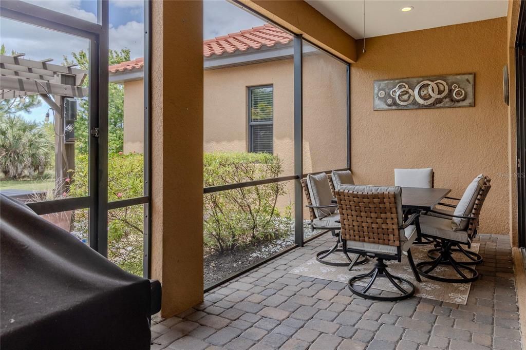 For Rent: $3,500 (3 beds, 2 baths, 2312 Square Feet)