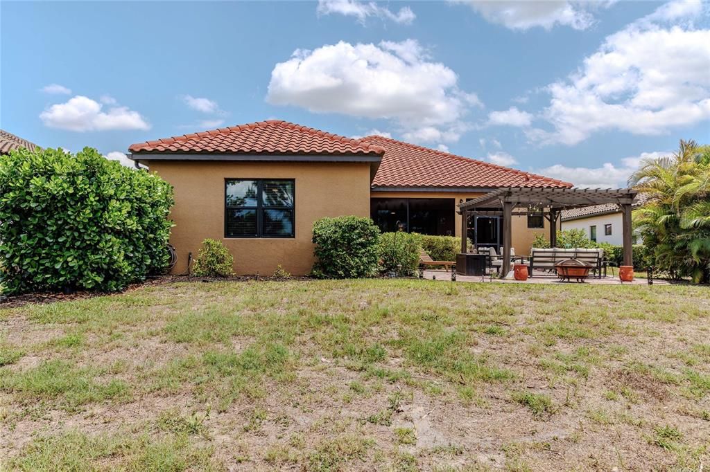 For Rent: $3,500 (3 beds, 2 baths, 2312 Square Feet)