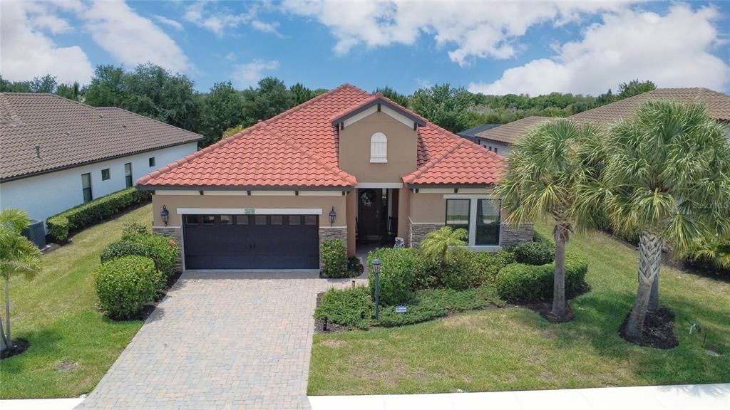 For Rent: $3,500 (3 beds, 2 baths, 2312 Square Feet)