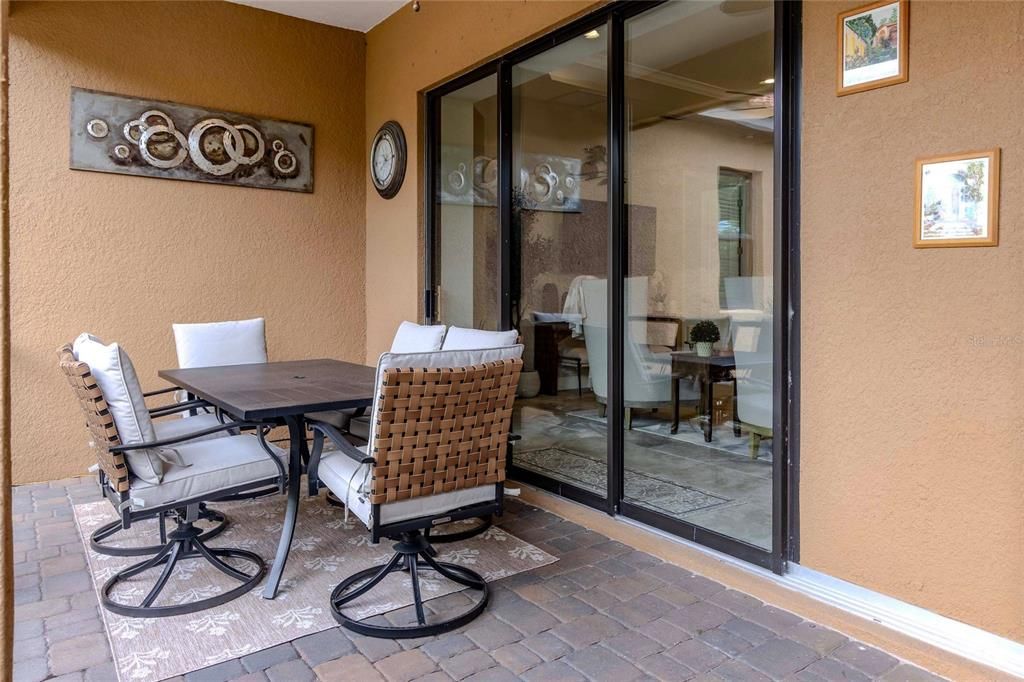 For Rent: $3,500 (3 beds, 2 baths, 2312 Square Feet)