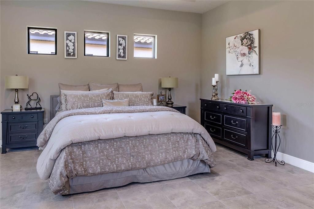 For Rent: $3,500 (3 beds, 2 baths, 2312 Square Feet)