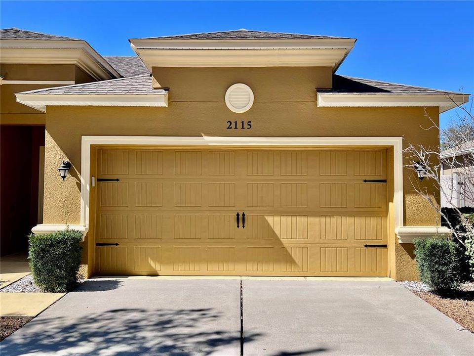 For Sale: $305,900 (4 beds, 2 baths, 1983 Square Feet)