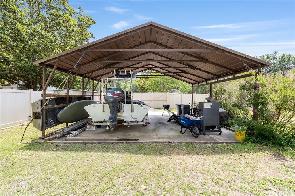En Venta: $445,000 (3 camas, 2 baños, 1996 Pies cuadrados)
