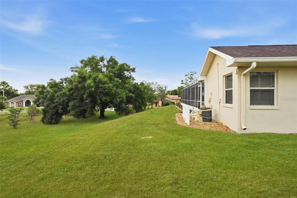 Active With Contract: $320,000 (3 beds, 2 baths, 1941 Square Feet)