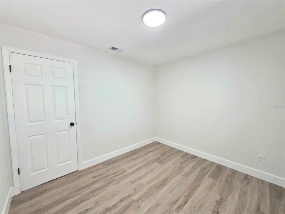 Activo con contrato: $258,000 (3 camas, 2 baños, 1100 Pies cuadrados)