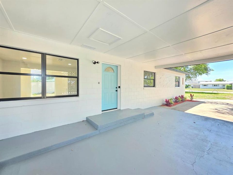 Activo con contrato: $258,000 (3 camas, 2 baños, 1100 Pies cuadrados)