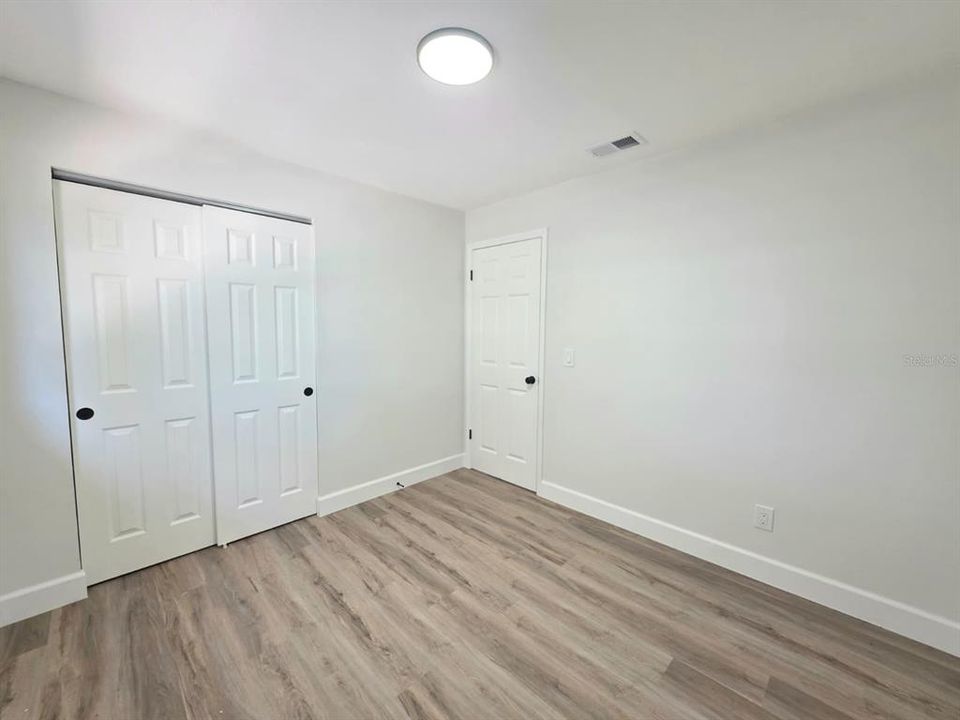 Activo con contrato: $258,000 (3 camas, 2 baños, 1100 Pies cuadrados)