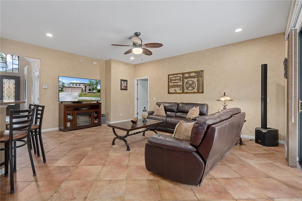 Active With Contract: $585,000 (4 beds, 3 baths, 3440 Square Feet)