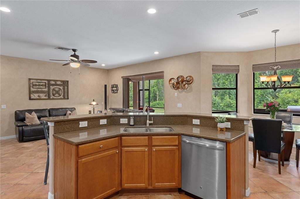 Active With Contract: $585,000 (4 beds, 3 baths, 3440 Square Feet)