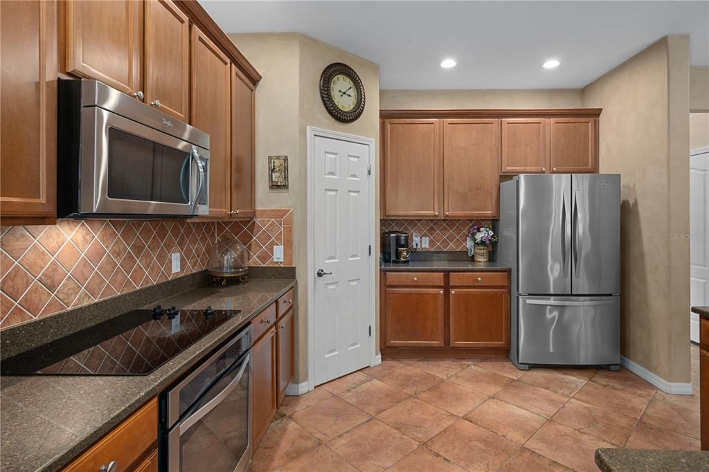 Active With Contract: $585,000 (4 beds, 3 baths, 3440 Square Feet)